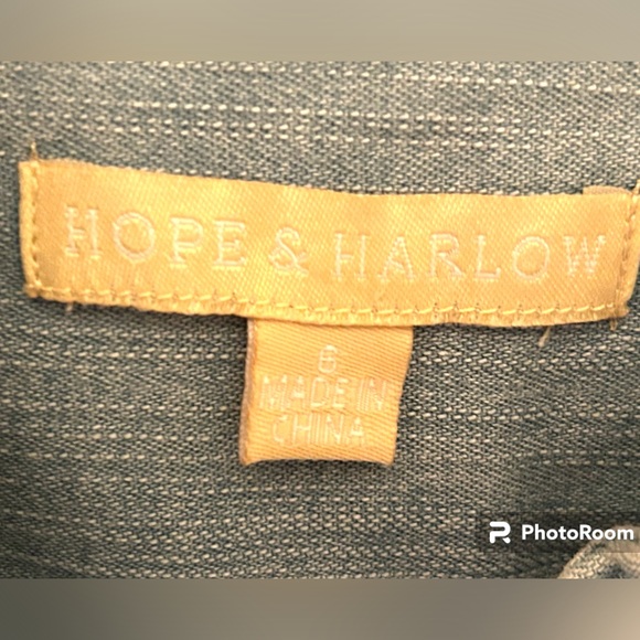 Hope & Harlow Denim Sleeveless Dress - Picture 5 of 5